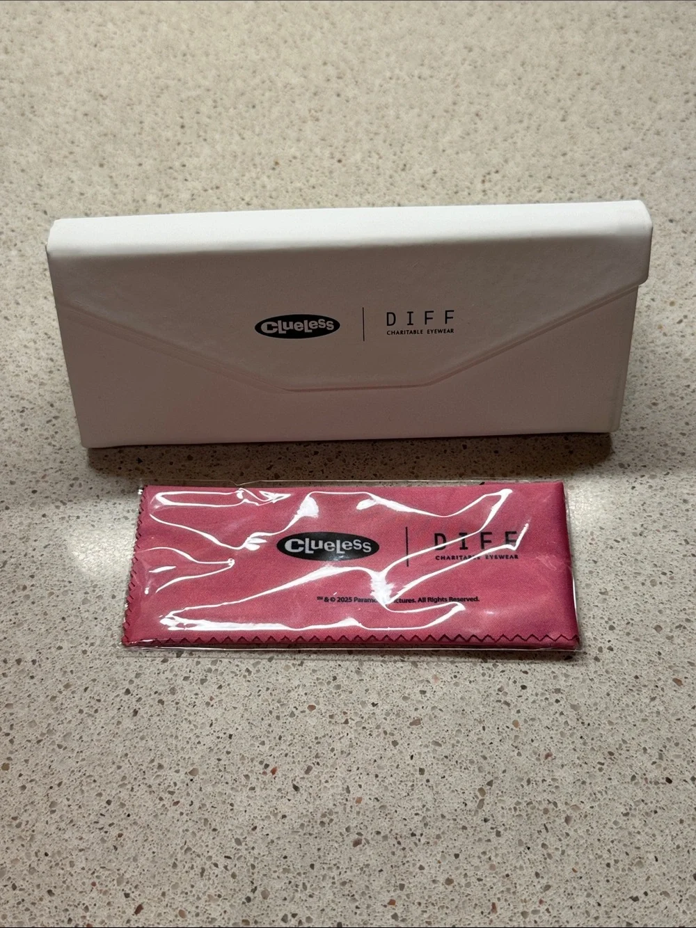 DIFF x Clueless Black Frame Sunglasses with Pink Lenses w/ Case and Cleaning Rag